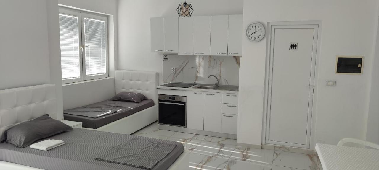 Golem Apartment מראה חיצוני תמונה