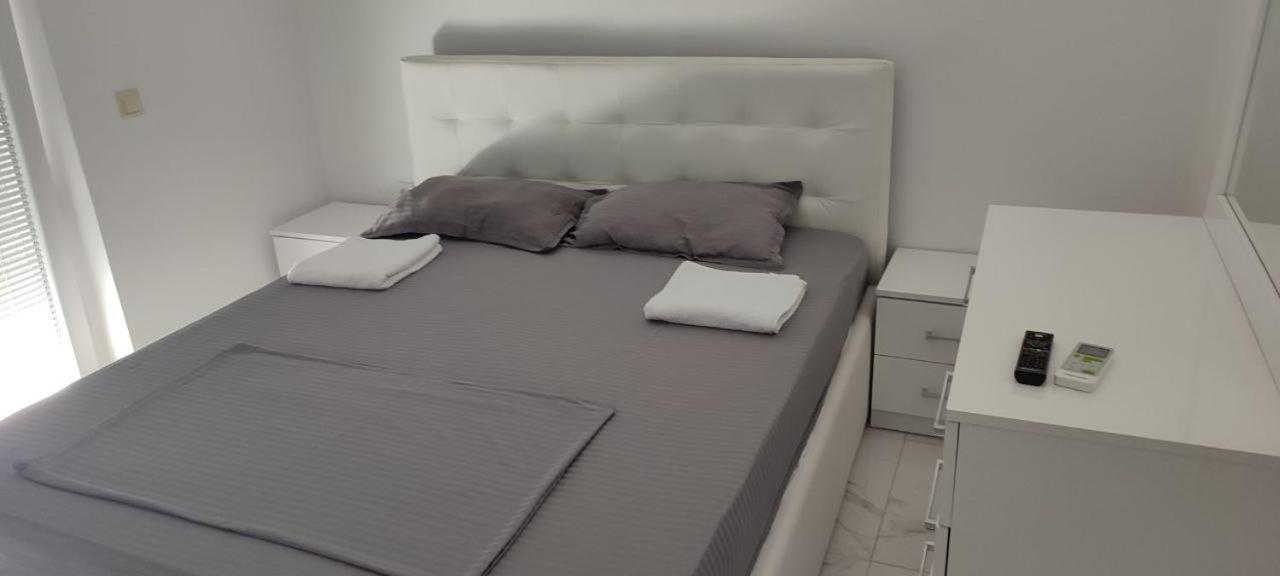 Golem Apartment מראה חיצוני תמונה