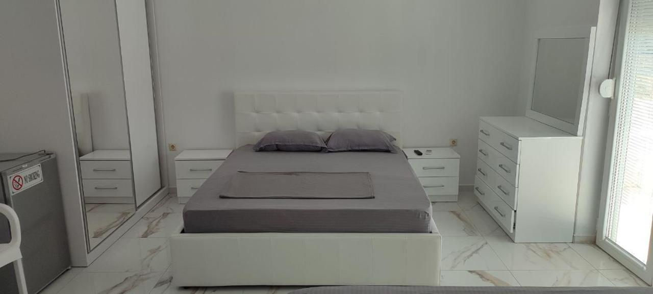 Golem Apartment מראה חיצוני תמונה