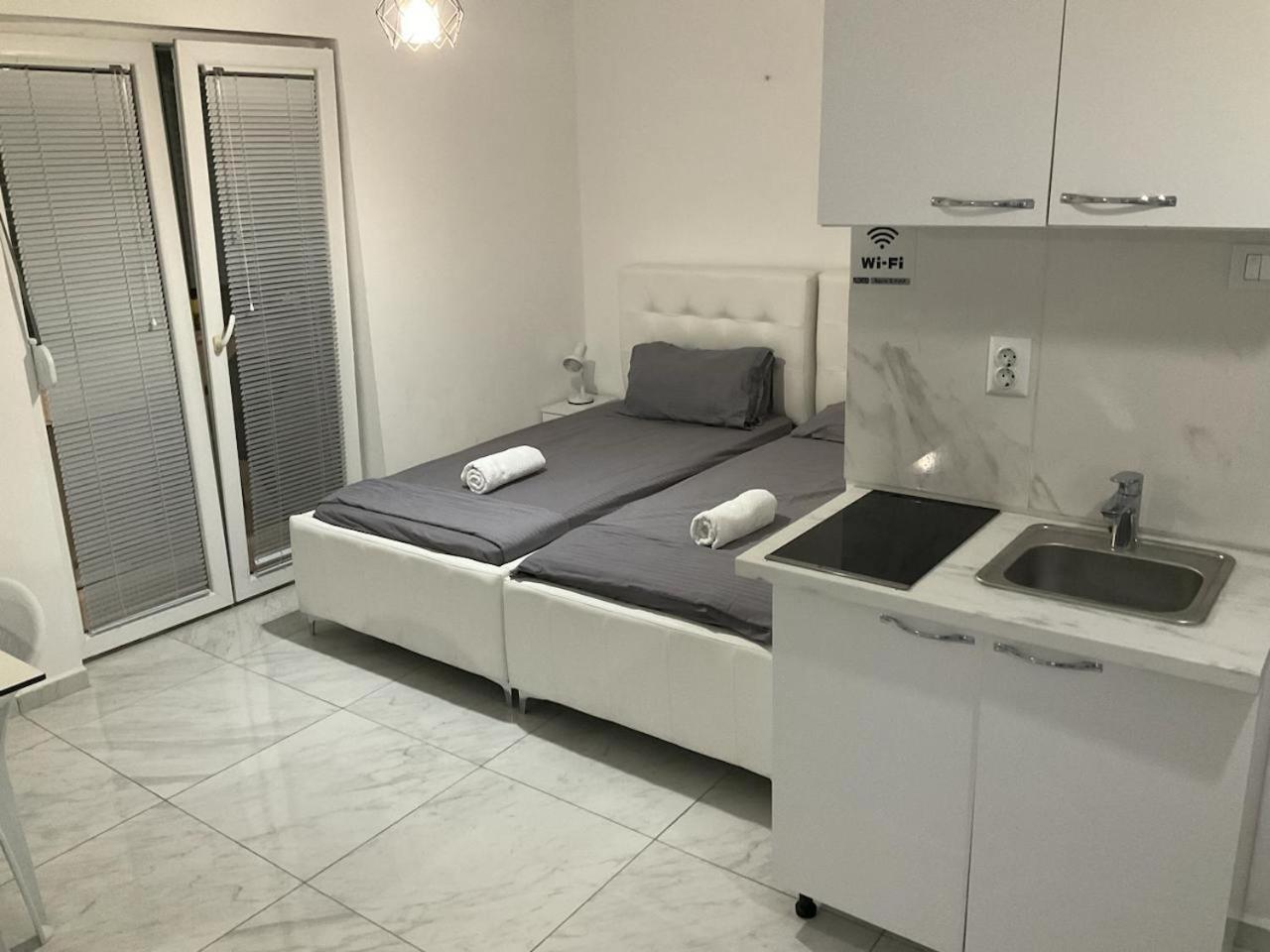 Golem Apartment מראה חיצוני תמונה